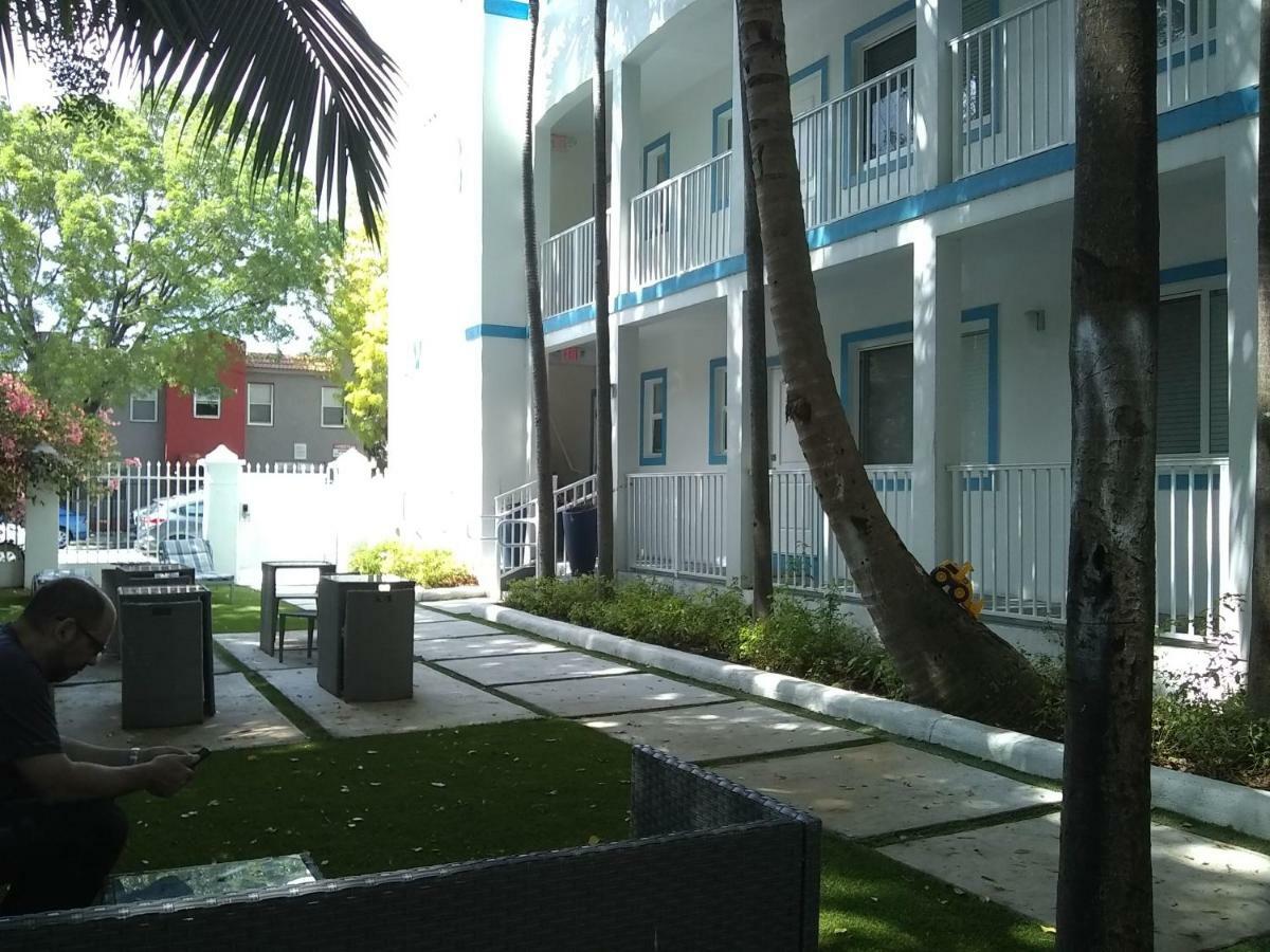 Studio Biscayne Blvd Miami Doral Exterior foto