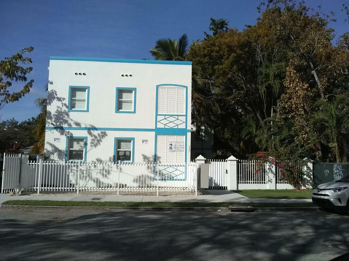 Studio Biscayne Blvd Miami Doral Exterior foto