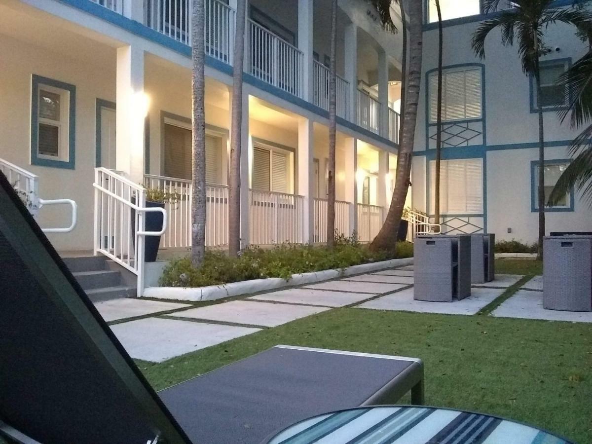 Studio Biscayne Blvd Miami Doral Exterior foto